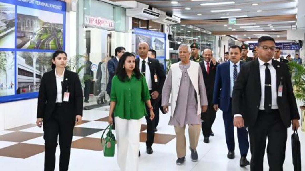 চীনের উদ্দেশে ঢাকা ত্যাগ করেছেন প্রধান উপদেষ্টা চীনে পৌঁছেছেন প্রধান উপদেষ্টা ড. মুহাম্মদ ইউনূস