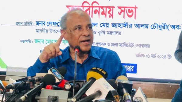 মায়ানমার সরকার ও আরকান আর্মি উভয়ের সঙ্গে যোগাযোগ রাখছি : স্বরাষ্ট্র উপদেষ্টা