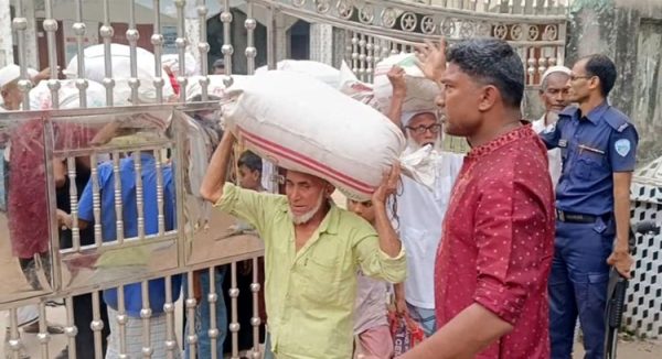 চাল বিতরণ নিয়ে বিএনপির দুই পক্ষের সংঘর্ষ