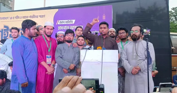 আ’লীগ পুনর্বাসনের পরিকল্পনা চলছে, অভিযোগ হাসনাতের